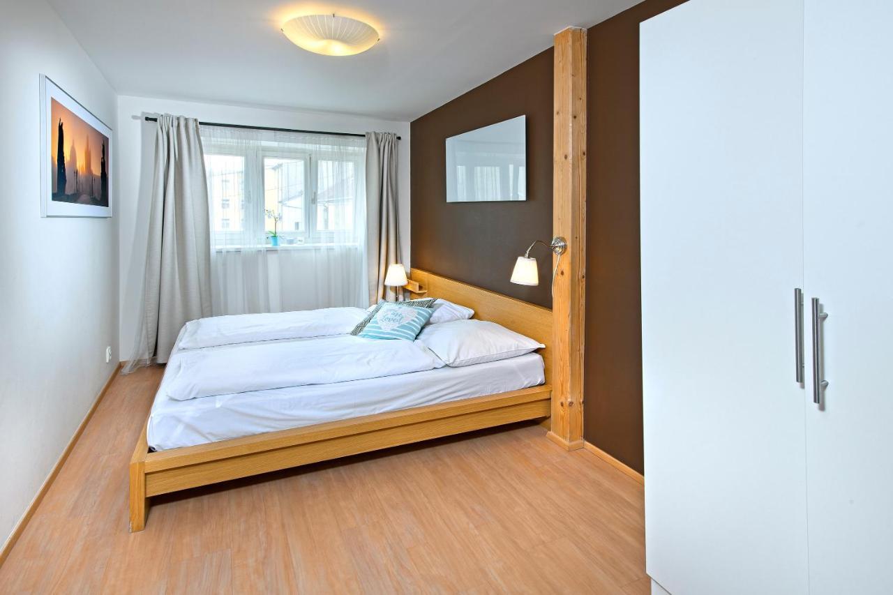 Downtown Suites Chlumova Prague Exterior photo
